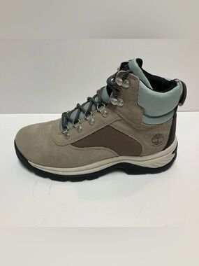 Timberland Women’s WHITE LEDGE
WATERPROOF MID HIKER
TAUPE SUEDE size 8